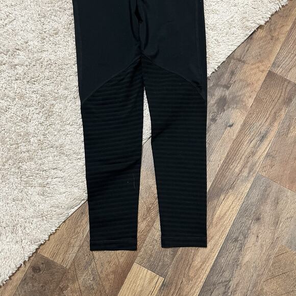 Nike Pro Dri-Fit Medium Black High Waisted Athleisure Leggings - Picture 4 of 6